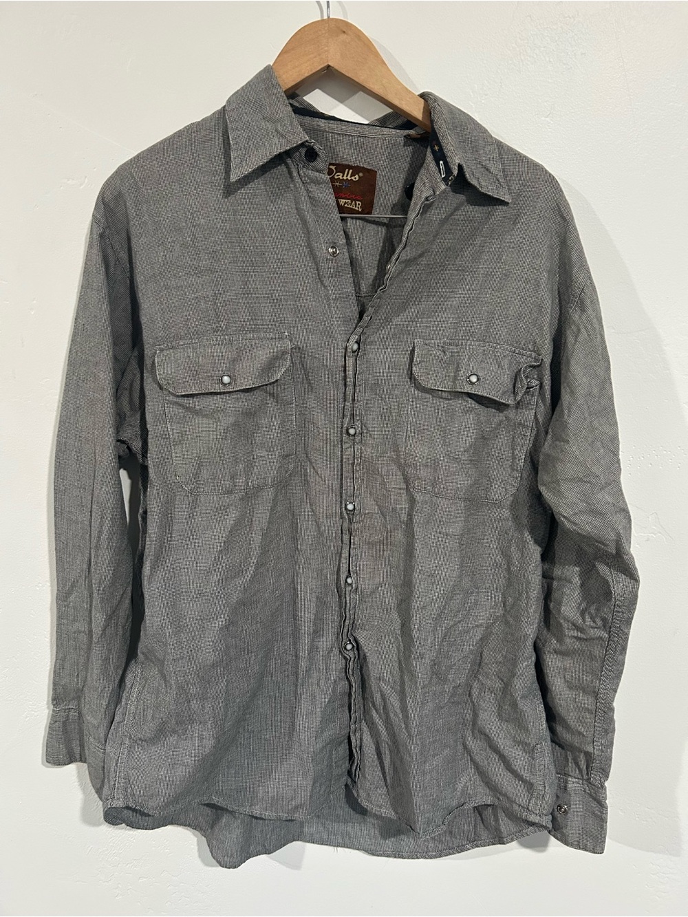 Authentic Ranch Wear Gray Button Up